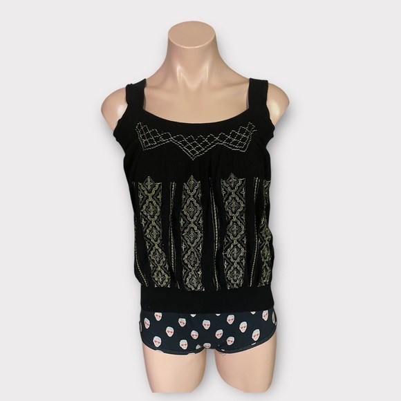 Anthropologie Tops - Anthropologie Women’s Small Black/Gold Embroidered Sleeveless Top